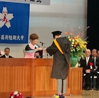 山野美容芸術短期大学 第25回 学位記授与・卒業式