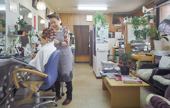 半世紀美容室の日常 トミー美容室 東京都葛飾区 読む美容 ヘア ビューティ 美容師のためのwebマガジン Meme Mag ミームマグ